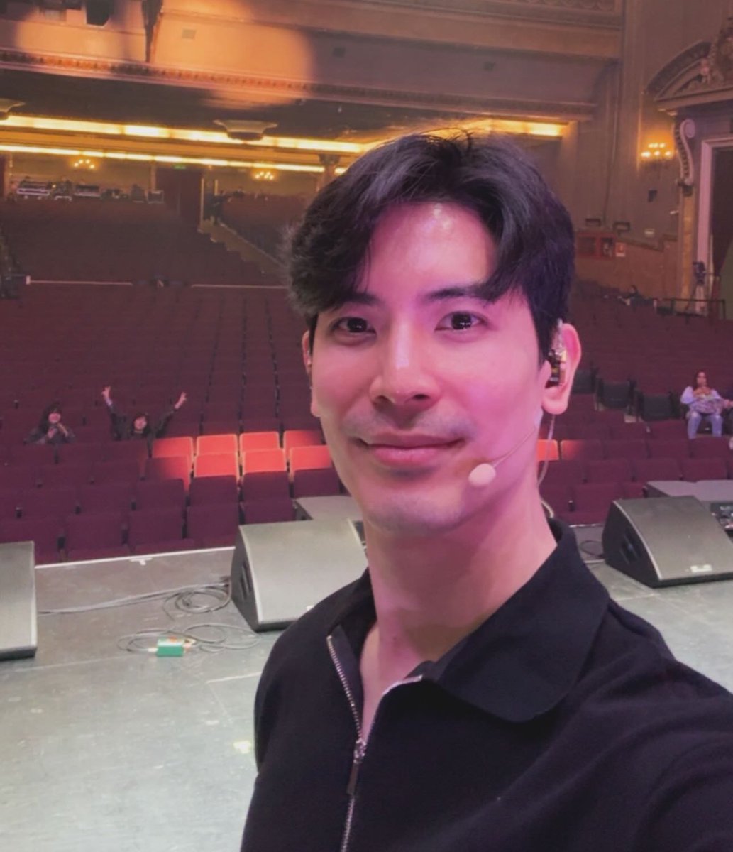 N’chick tweet media