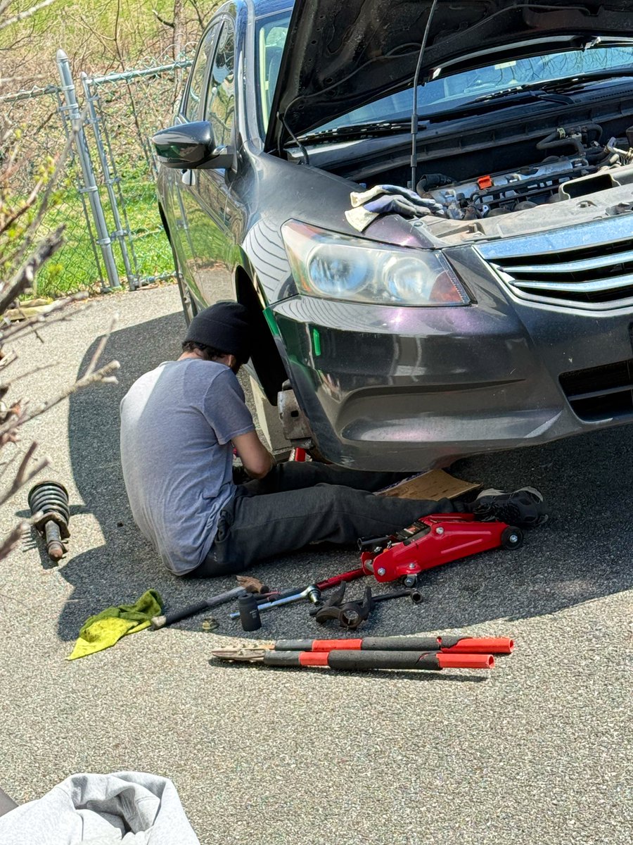 Julian C tweet media