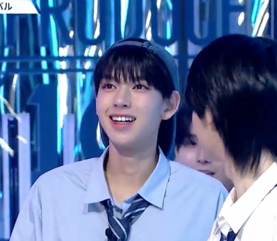 (ᜊ ･･ )ᜊ tweet media