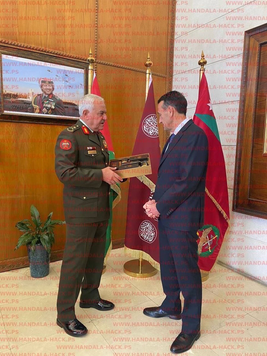 💢 Iran-linked hackers claim breach of former Israeli army chief’s phone, leak 19,000+ files

The group ‘Handala’ says it has accessed more than 19,000 files from former IDF Chief of Staff Herzi Halevi’s phone, including images and videos from sensitive meetings. 

Some of the