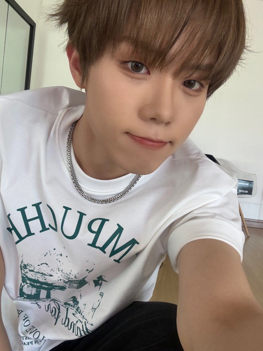 UpdateKBoys's tweet photo. Feliz aniversรกrio para o HA.L (NCHIVE), que hoje completa 25 anos! ๐
#HAPPYHALDAY
#HAL #ํ์ https://t.co/prroB36AUb