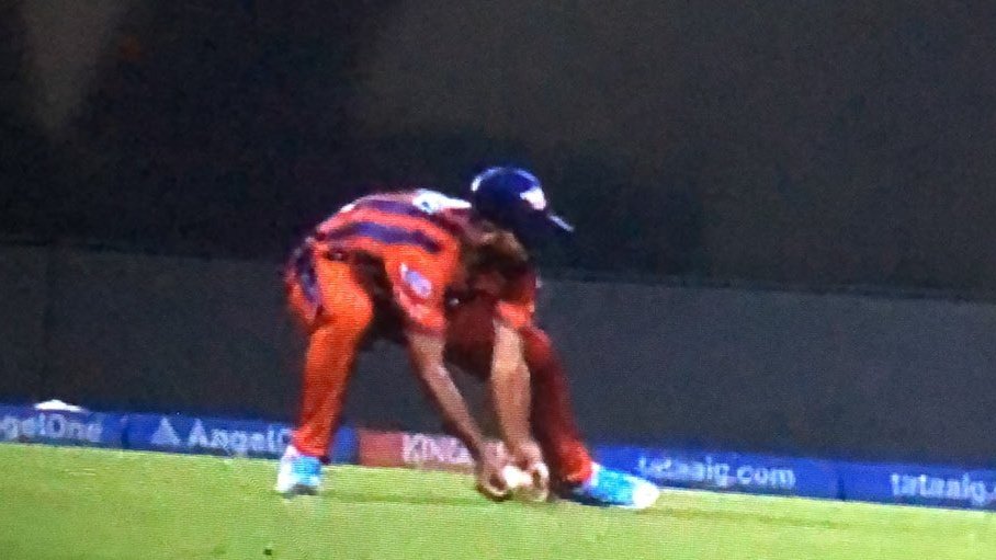 Dinda Academy tweet media