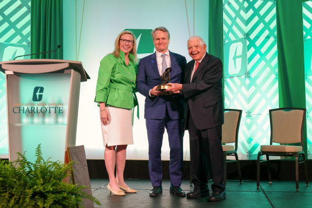 Chair and CEO Brian Moynihan was honored with <a href="/unccharlotte/">UNC Charlotte</a>’s Distinguished Service Award – recognizing <a href="/BankofAmerica/">Bank of America</a>’s long standing partnership with the university and continued investment in the Charlotte community. Proud to be part of this work! bit.ly/3OfcpSX