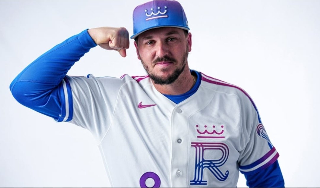 Vinnie P's #1 Fan tweet media