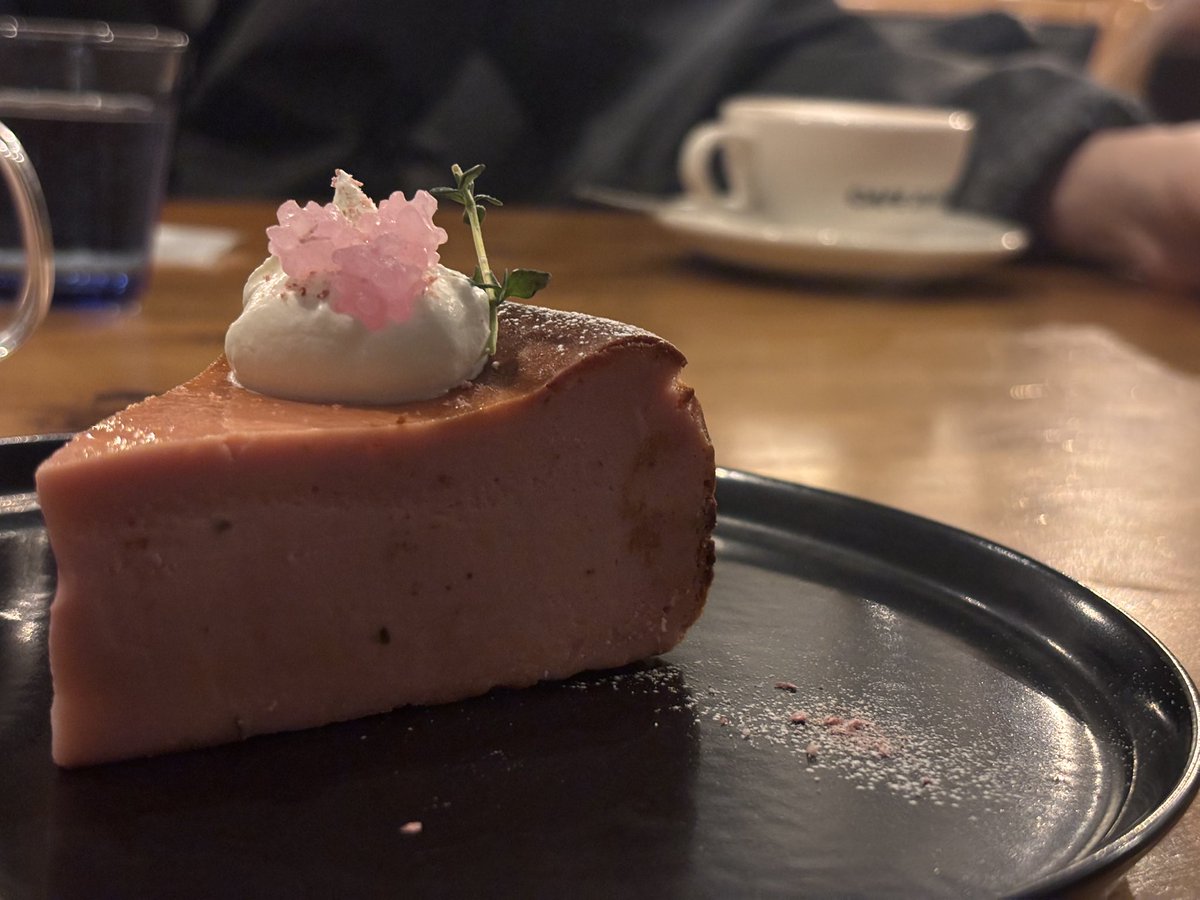 芋憲法 tweet media