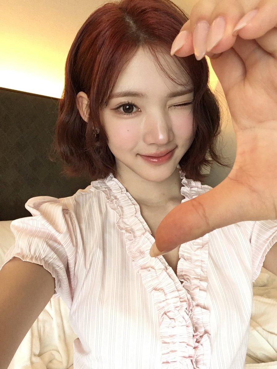 .⋆໕꒱ tweet media