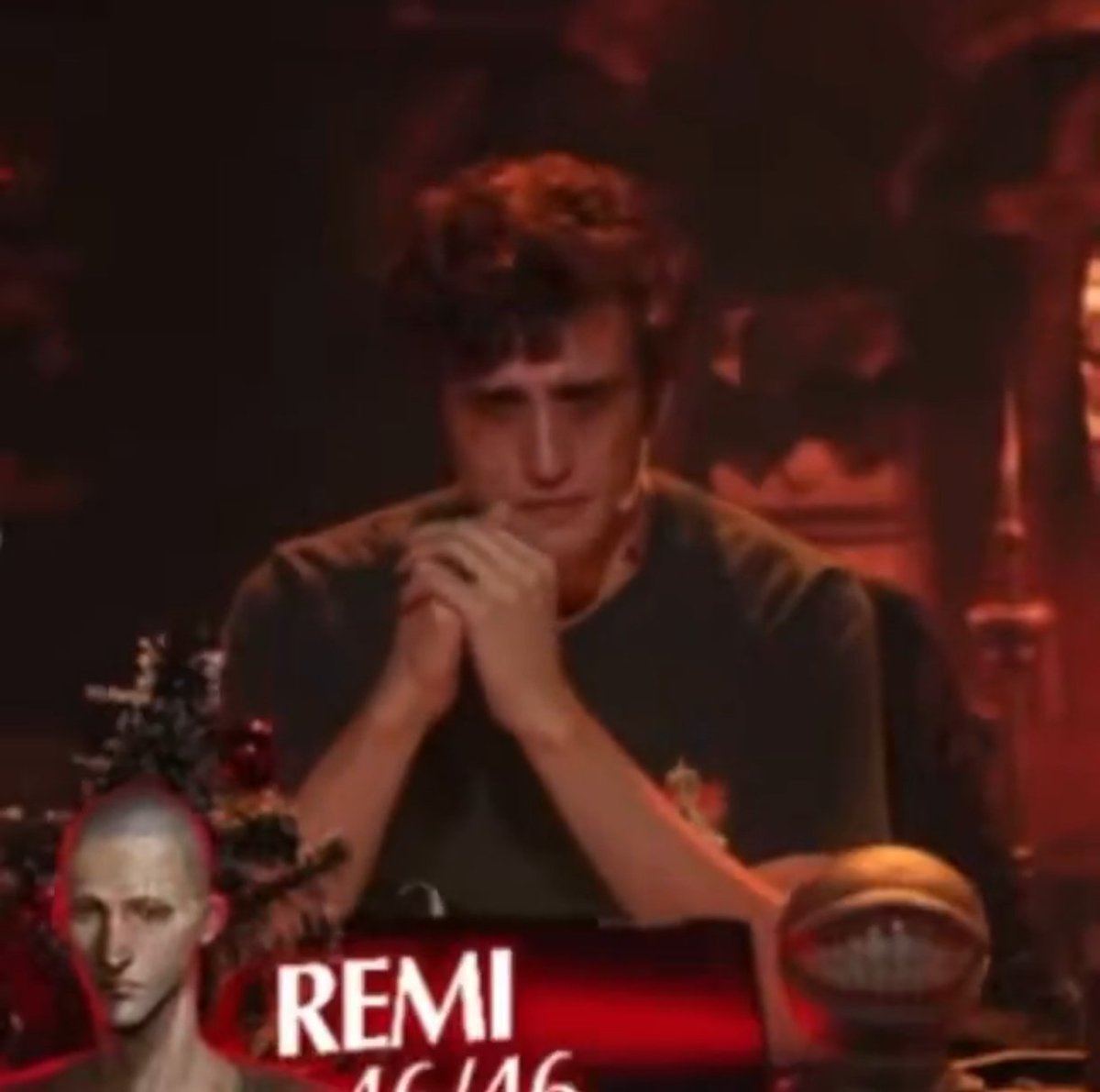 yuri ꩜ | #XdaQuestãoRPG tweet media