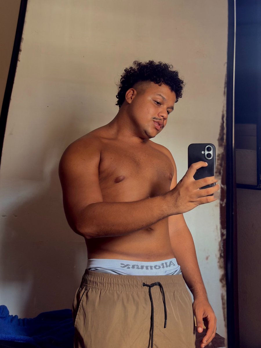 👉🏽👈🏽