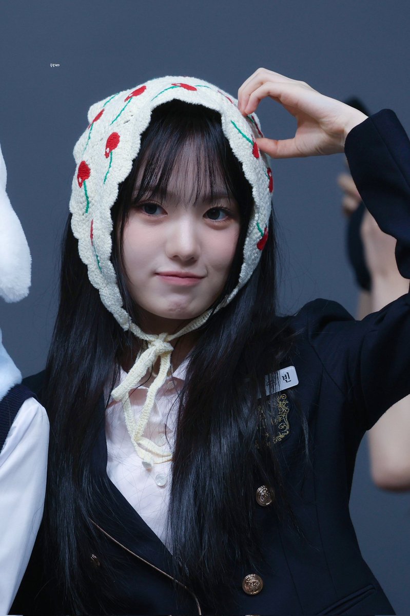 솔랑해ᡣ𐭩 tweet media