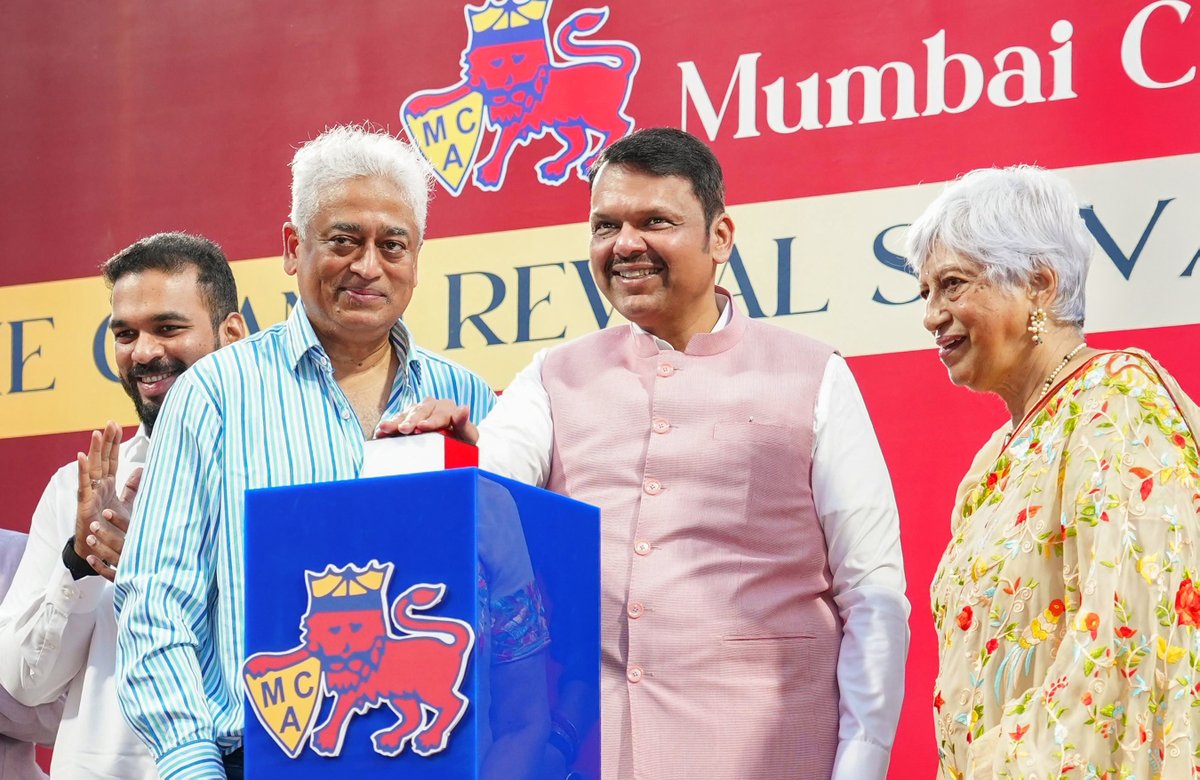 CMOMaharashtra's tweet image. #Maharashtra #DevendraFadnavis #Mumbai #WankhedeStadium