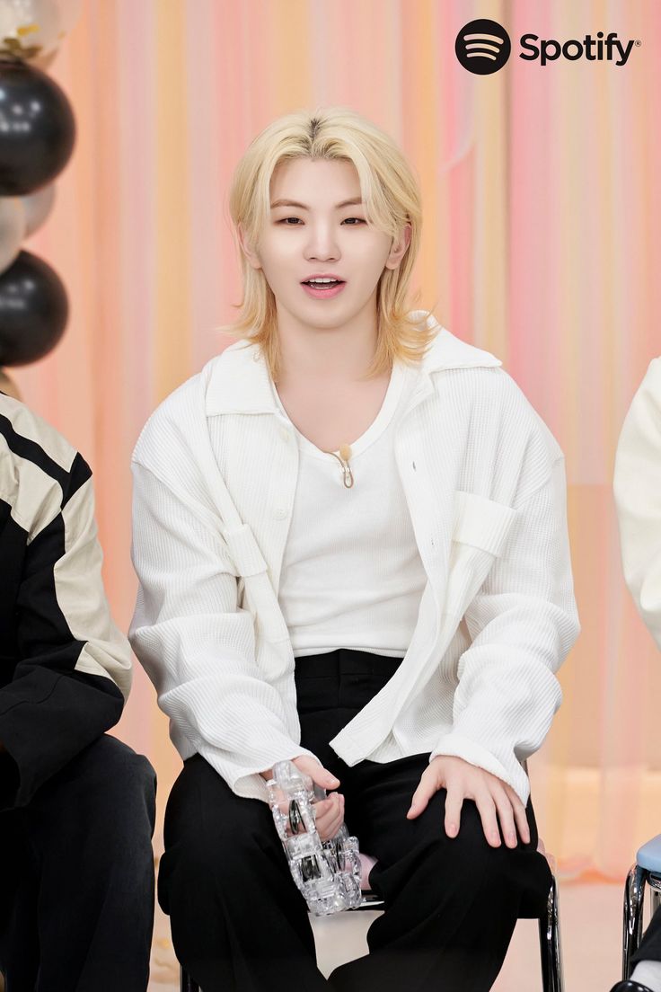 How many days until OT13 SVT return? tweet media