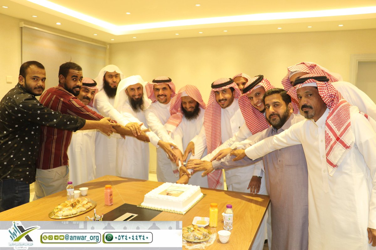 1-📷صور | احتفاء جمعية تحفيظ القرآن الكريم بشقراء بأحد منسوبيها
الأستاذ/ سعود الفاضل
بمناسبة حصوله على شهادة فني محاسب (SOCPA) 🎓

سائلين الله أن تكون عونًا له على الطاعة والخير،
ومتمنين له دوام التوفيق والنجاح 🌟

#جمعية_تحفيظ_القرآن_بشقراء