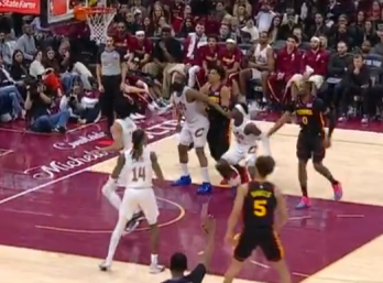 Read Only tweet media