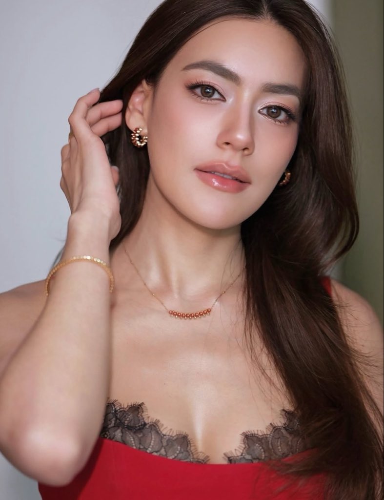 ᨦ ลอลอ ྀིᨩ tweet media