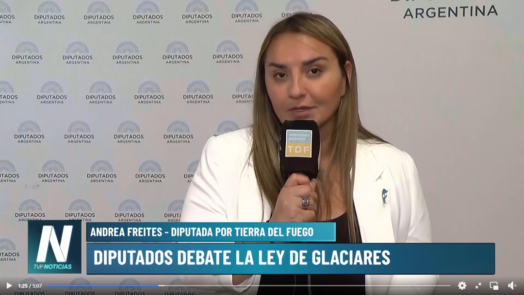 📢 "Un retroceso tremendo": <a href="/AndreFreitesTDF/">Andrea Freites</a> denuncia irregularidades en la reforma de la #LeyDeGlaciares. Una votación que ignora al CONICET y CADIC para favorecer el extractivismo. ¿Quiénes votaron a favor y qué riesgos corren nuestras reservas de agua?
consensopatagonico.com.ar/nota/21513-El-…