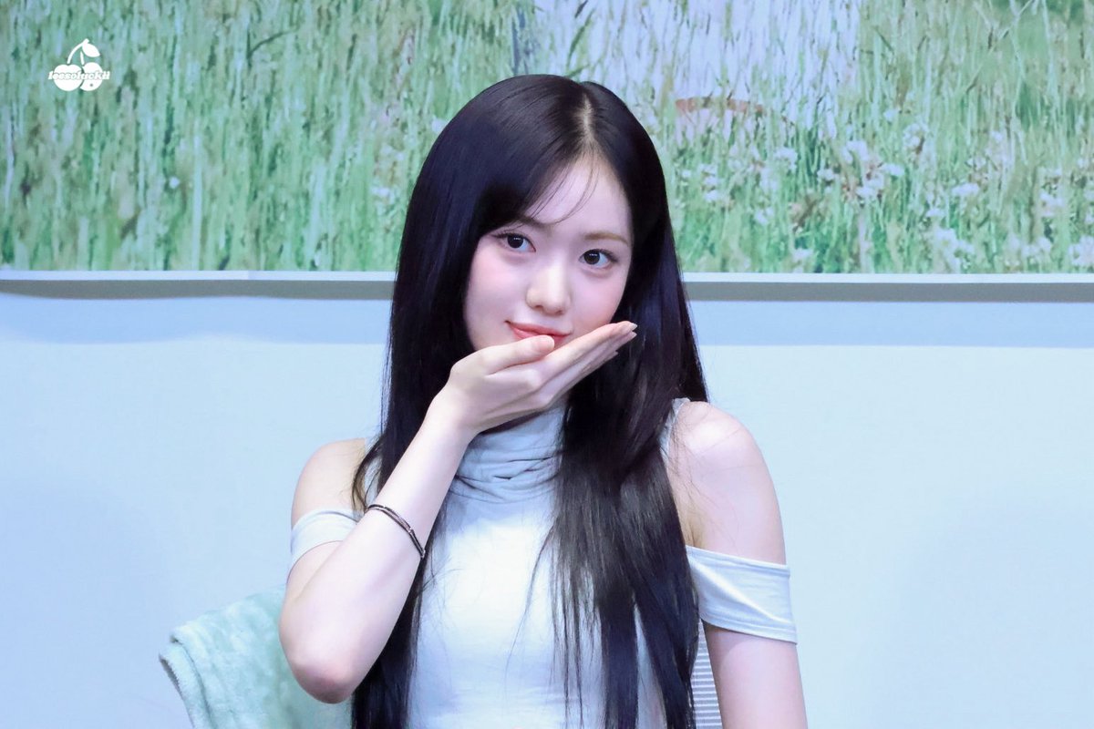 체ㄹi tweet media