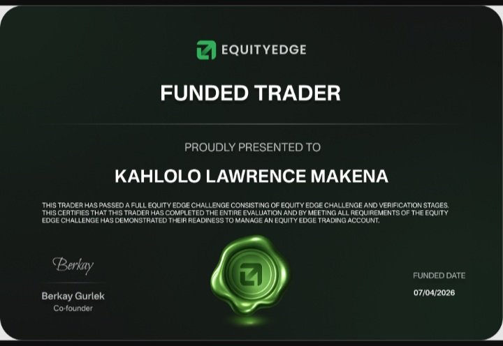 SedingwanePeba's tweet photo. Lost the  @EquityEdgeUK Account same week after being funded. 💔😭
To the Traders at @EquityEdgeUK  with outstanding payouts please offer some assistance guys . 🙏🏾 https://t.co/qD6S6Auz1r