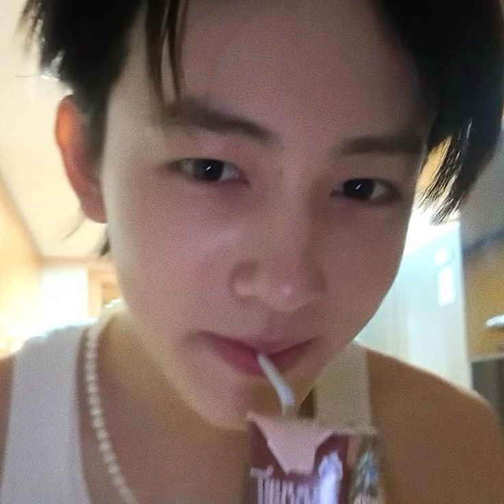 KHSH AREA tweet media