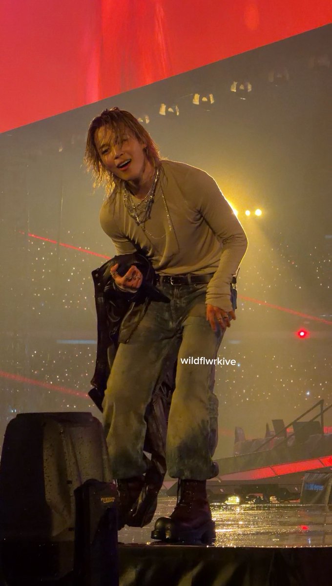 suzi⁷ 🪭 BTS DAY tweet media