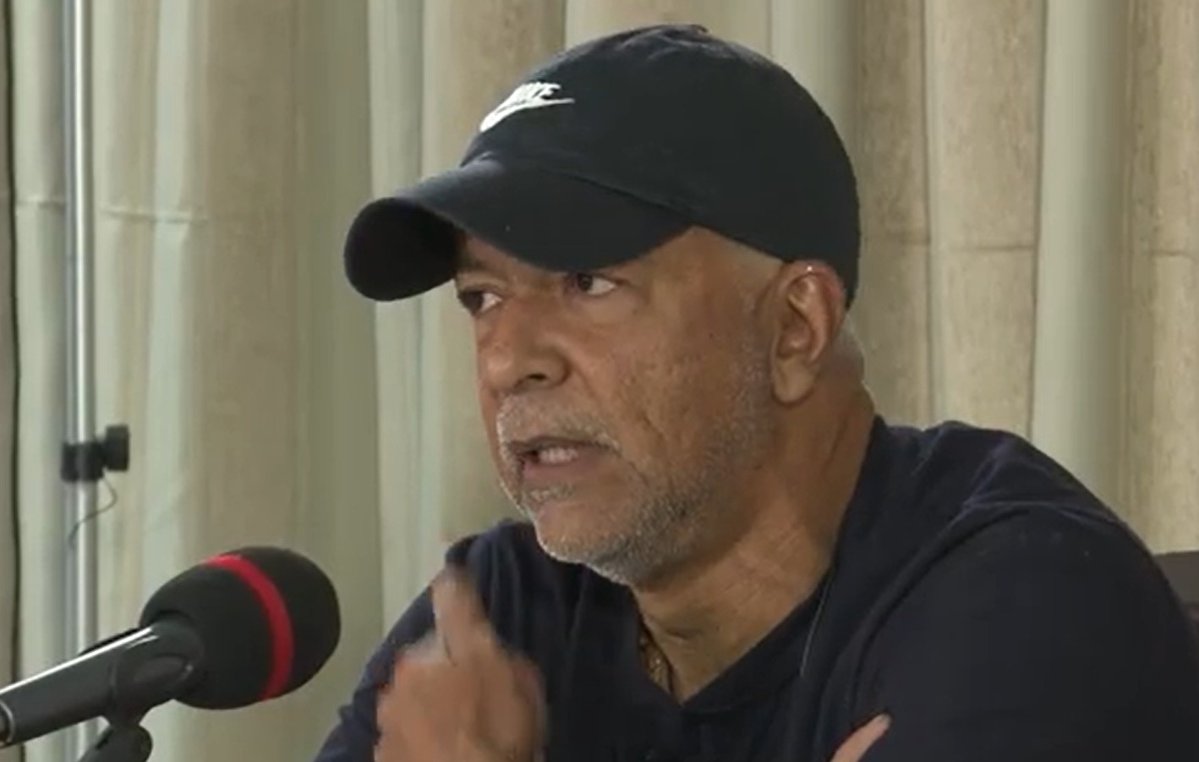 BohemiaCuba's tweet image. 🎞️🇨🇺Nuevas producciones del cine cubano llegan a las salas nacionales a partir de este abril. En este reporte especial, un equipo de la revista #Bohemia junto al @cubacineicaic  nos presenta detalles exclusivos sobre los estrenos.

youtu.be/i27S8YVdWTk