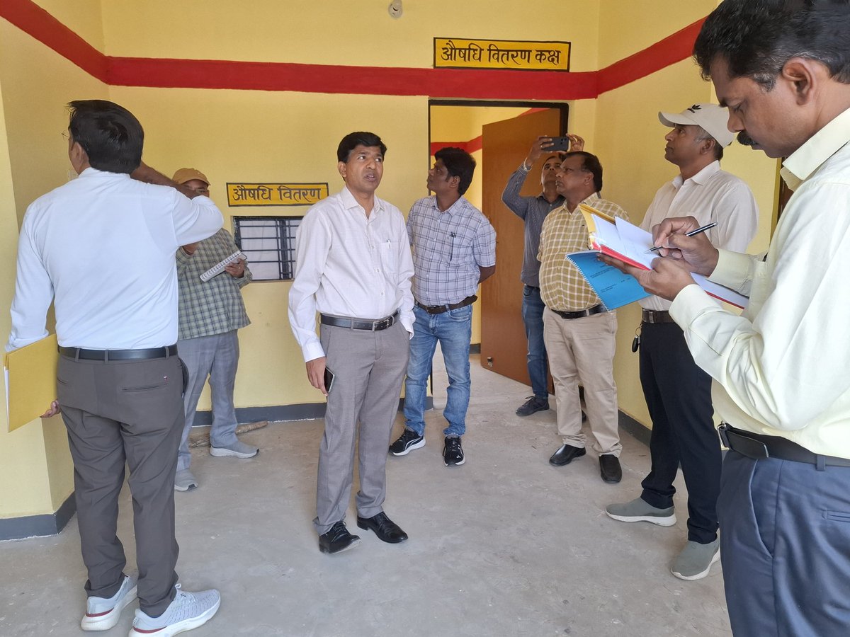 CDO_Chitrakoot's tweet photo. Conducted an inspection of the Government Homeopathic Hospital in Karwi. https://t.co/tOLfySIAYD