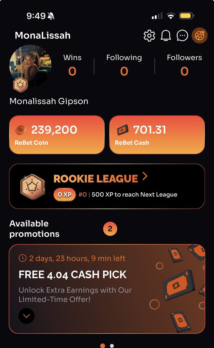 LissahMons's tweet photo. I been at the casino from my bed for 3 days now on this damn app lol. Milton sent this app to me to do sports betting but I didn’t know they had slots on there. I won $400 yesterday and $700 early this morning. I cashed out the $400 yesterday. You can send it to your bank for free or you can get it instantly for a 1% fee. I used my card and got the money within an hour. This is REAL MONEY. I’ll put the link in the comments if yall wanna download it. You can only cash out $1K a day though.