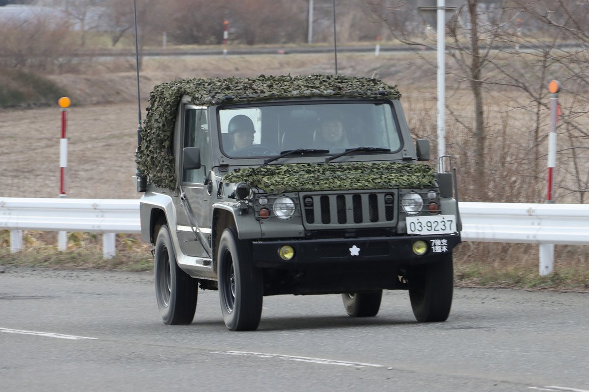 コミント人 tweet media