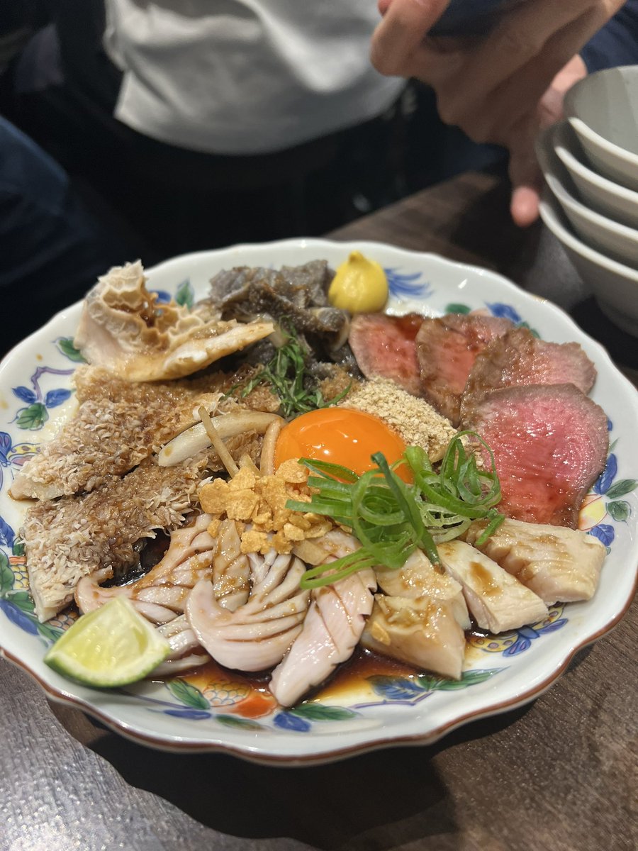keikolapan's tweet photo. 株クラの聖地タロちゃんにサインしてしまった(*ﾉ∀ﾉ)♡
少しでも大物のみなさんに近づけますように✨ https://t.co/cYyXU0N6KP