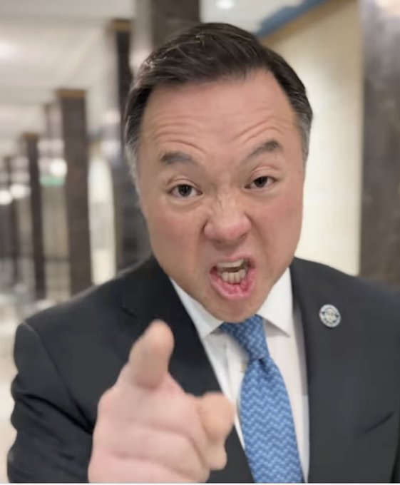 elle7033 tweet media