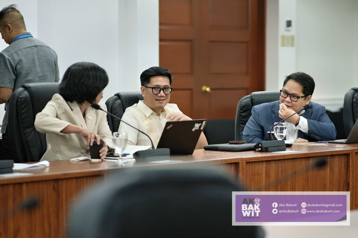 Ako Bakwit tweet media