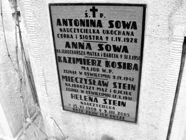 TomFromKatowice's tweet image. My name is Kazimierz Kosiba🇵🇱, 
a teacher and ZWZ soldier from Tarnów.
8️⃣4️⃣ years ago on April 9️⃣, 1942 I was murdered by #Germans in their #Death camp #Auschwitz at the age of 4️⃣8️⃣ only because I was a #Pole.
I survived over1️⃣year.
Please,#NeverForget me!
pl.wikipedia.org/wiki/Kazimierz…