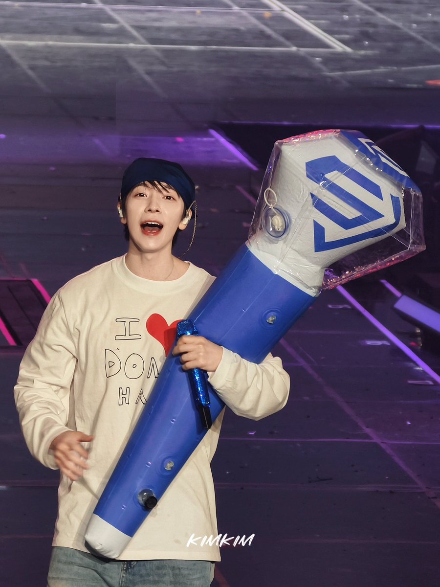 Sooooo cute!

Day 1

#슈퍼주니어 #SUPERJUNIOR
#SUPERSHOW10_SJCORE
#20th_Anniversary_TOUR
#동해 #DONGHAE

 #SUPERSHOW10_SJCORE