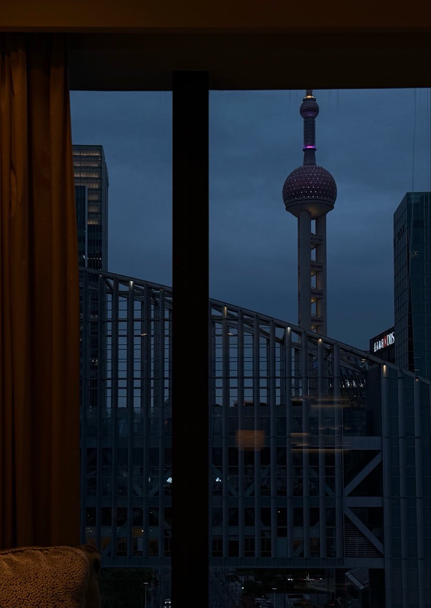 shanghai you’ve been beautiful, but can’t wait to be back home 🇦🇪