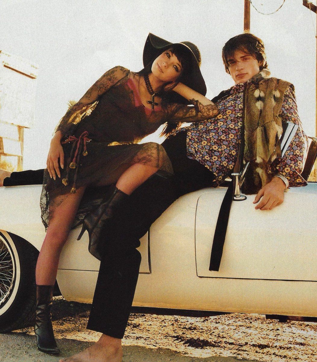 y2kpopart's tweet photo. Tom Welling and Kristin Kreuk for Teen People magazine (2001) https://t.co/3HtlEceOnT