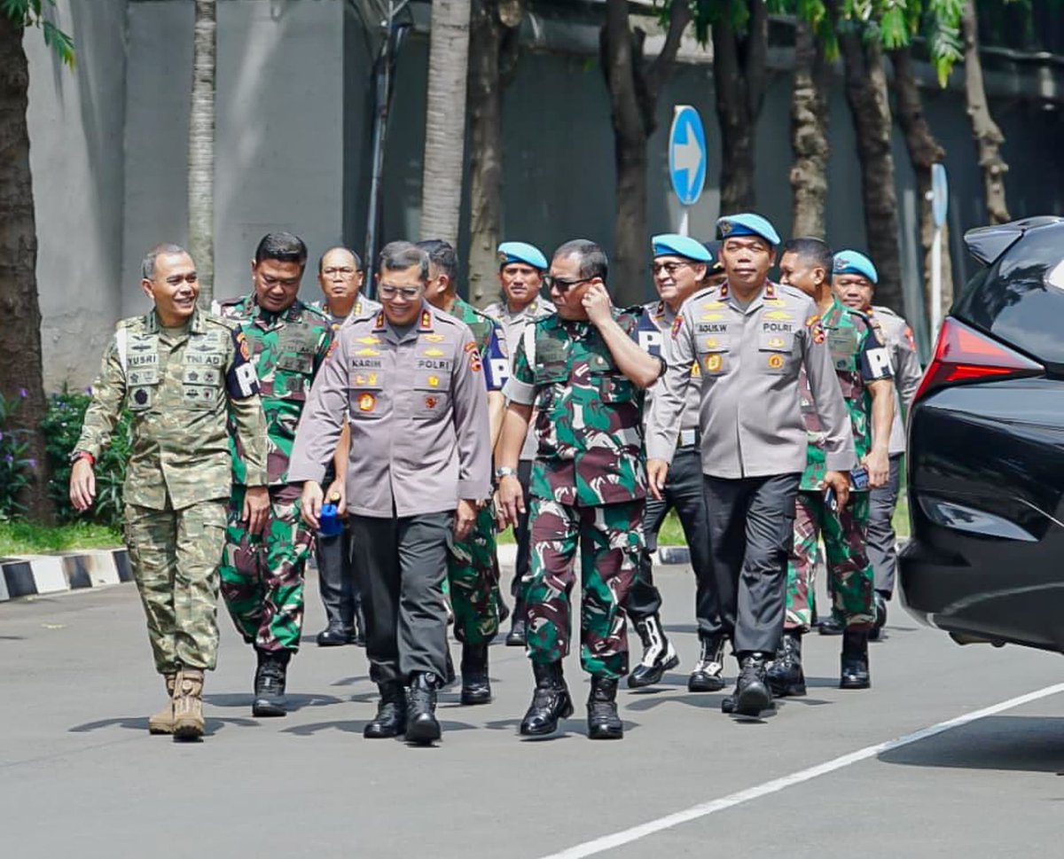 DIVPROPAM POLRI tweet media