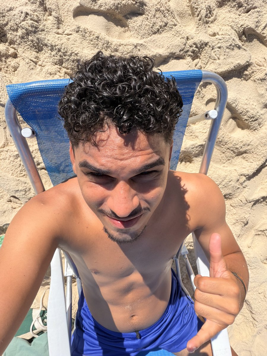 jvmrtins's tweet photo. queimado nada ☀️ https://t.co/K10uXeuDEs