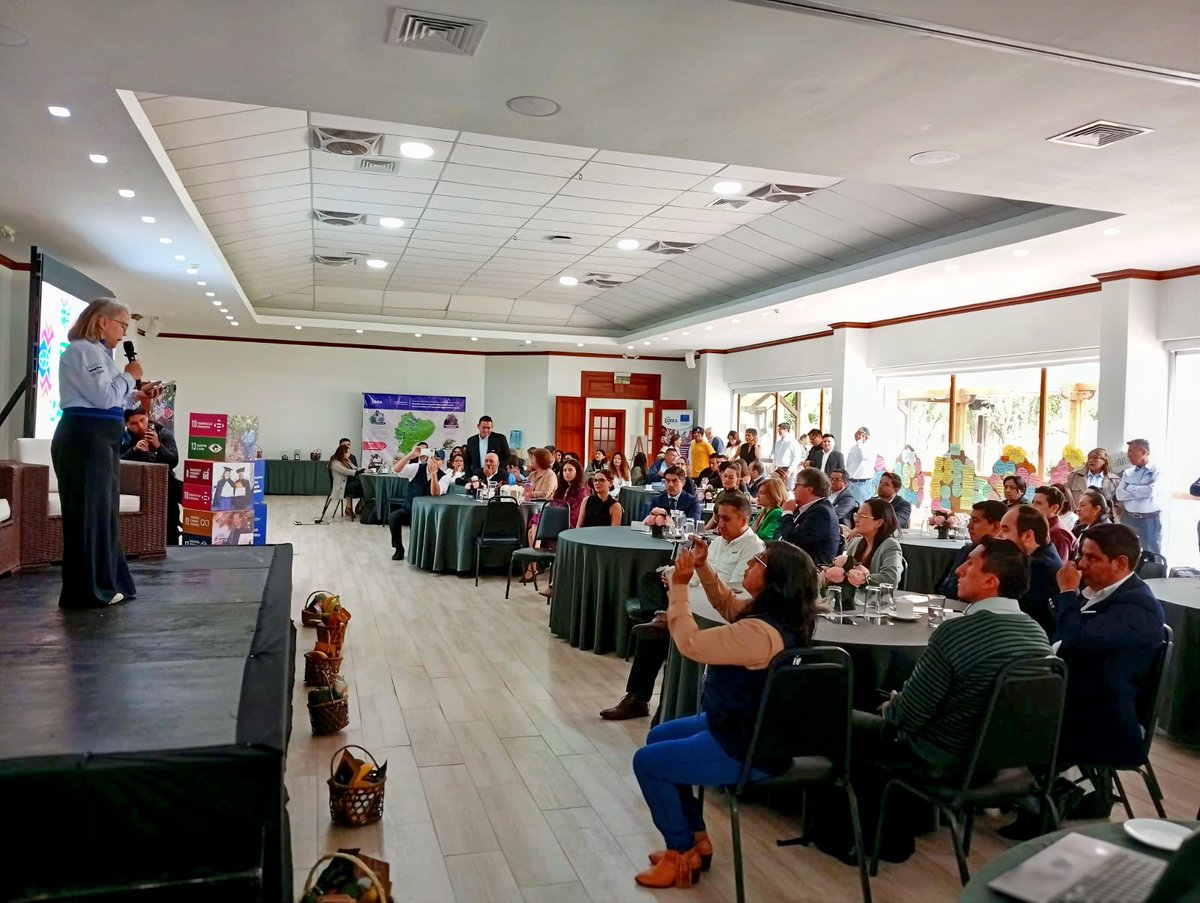InclusysEc's tweet photo. Caminando juntos hacia la Unión Europea. 🇪🇺

Cierre del Proyecto CREA con productores, MIPYMES, @Produccion_Ecu, @AgriculturaEc y aliados como @rikoltoLA, @ANFAB_Ec, @cospeonlus, @espol y @KU_Leuven.

Inclusys facilitó el taller y la sistematización de resultados. 📊 https://t.co/3l3kD9Skry