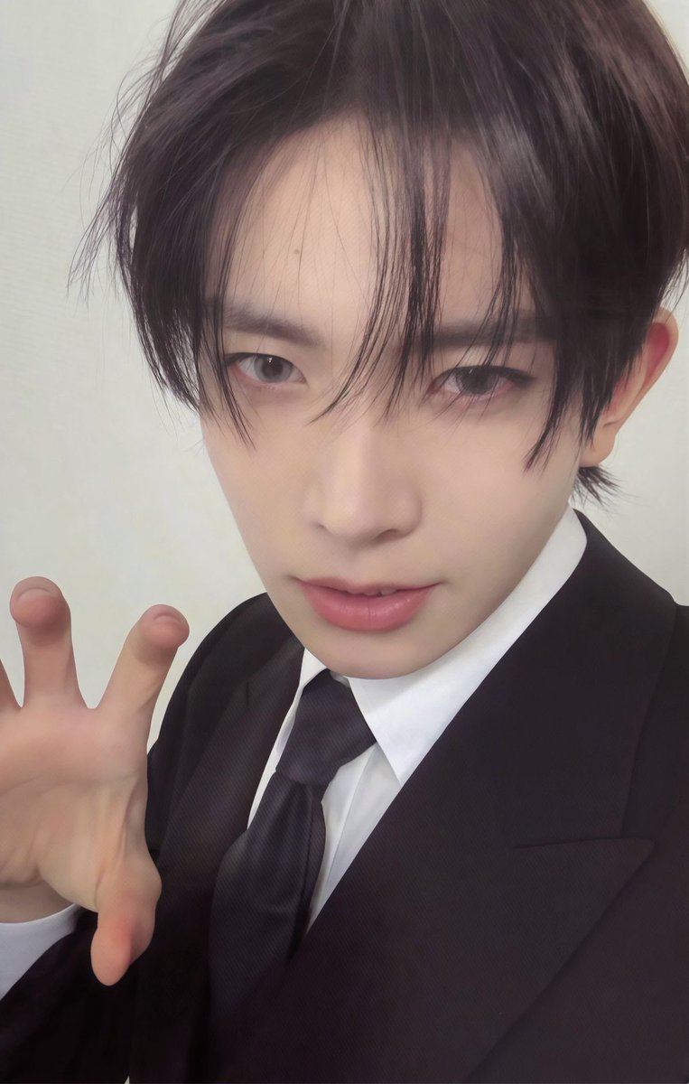 sani bring the hee back || check pinned 📌 777 tweet media