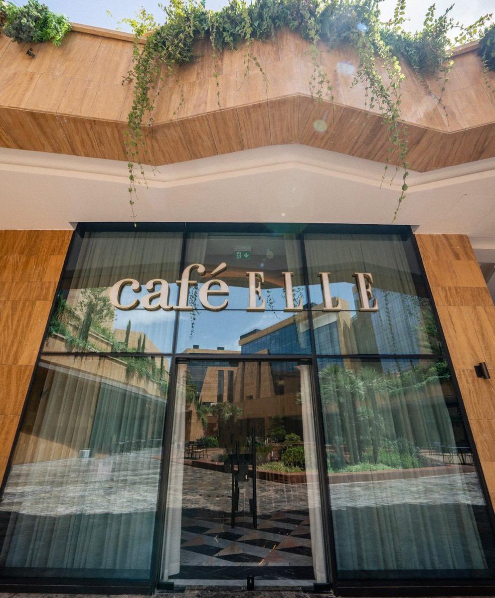 عـيشها tweet media