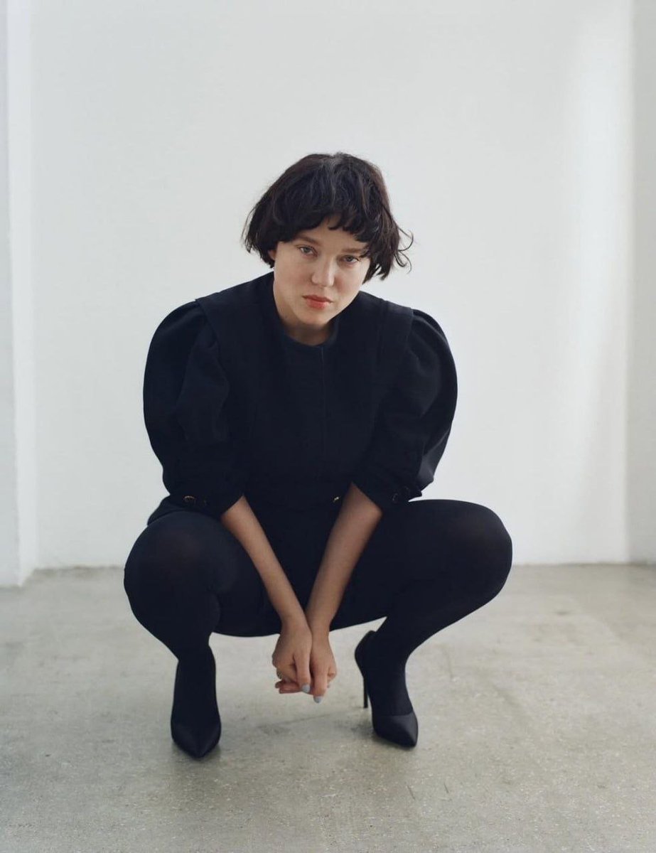 Die_Knowing's tweet photo. Lea Seydoux https://t.co/dMMK6yEGoj