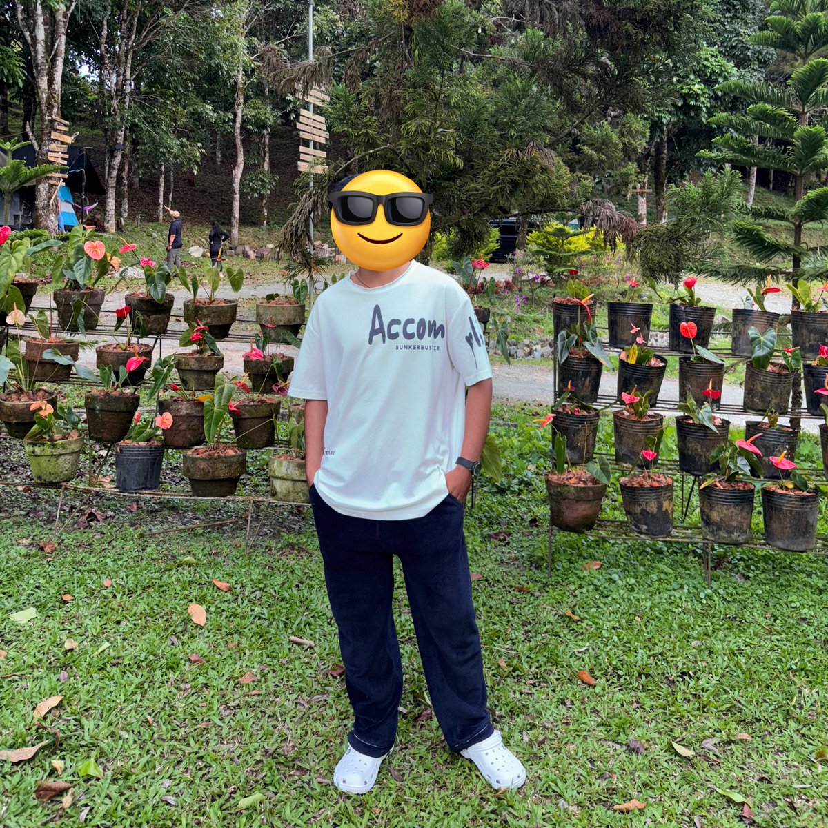 JayKidapawan's tweet photo. I overthink everything because I know I'm replaceable. I feel insecure knowing there will always be someone better than me. I'm sorry I'm not enough to be proud of. I hate myself for feeling this way. That's how my mind never lets me rest. https://t.co/xuZkjIN61X