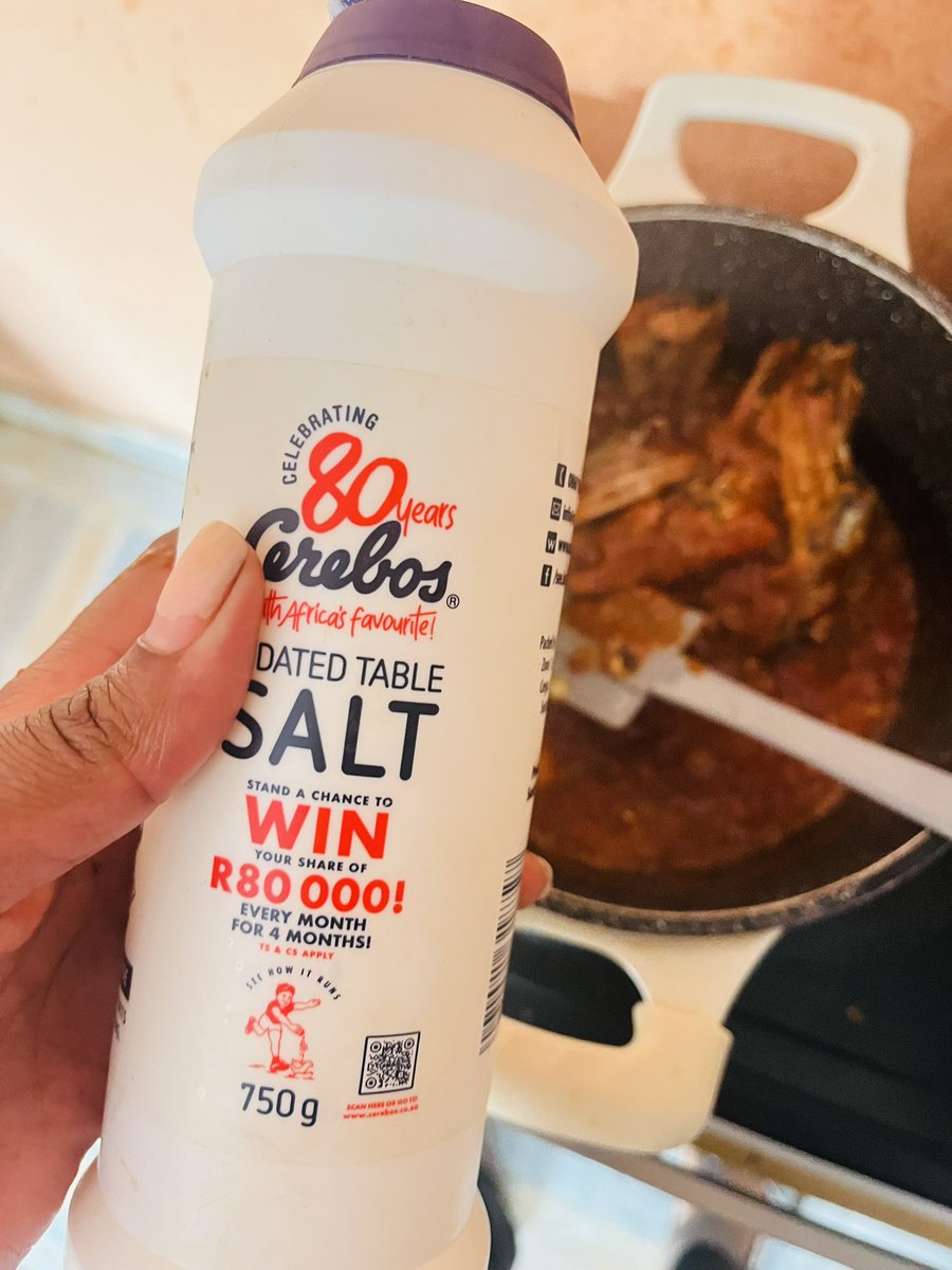 ladyhuneybee's tweet image. Making the Late Tito’s fave 🥺❤️🙏 ooh sana 🕊️🕊️🕊️🕊️🕊️. Let’s eat sana @Cerebos_SA @LuckyStarSA @KOO_Food 🤌🤌 #Cerebos #Salt