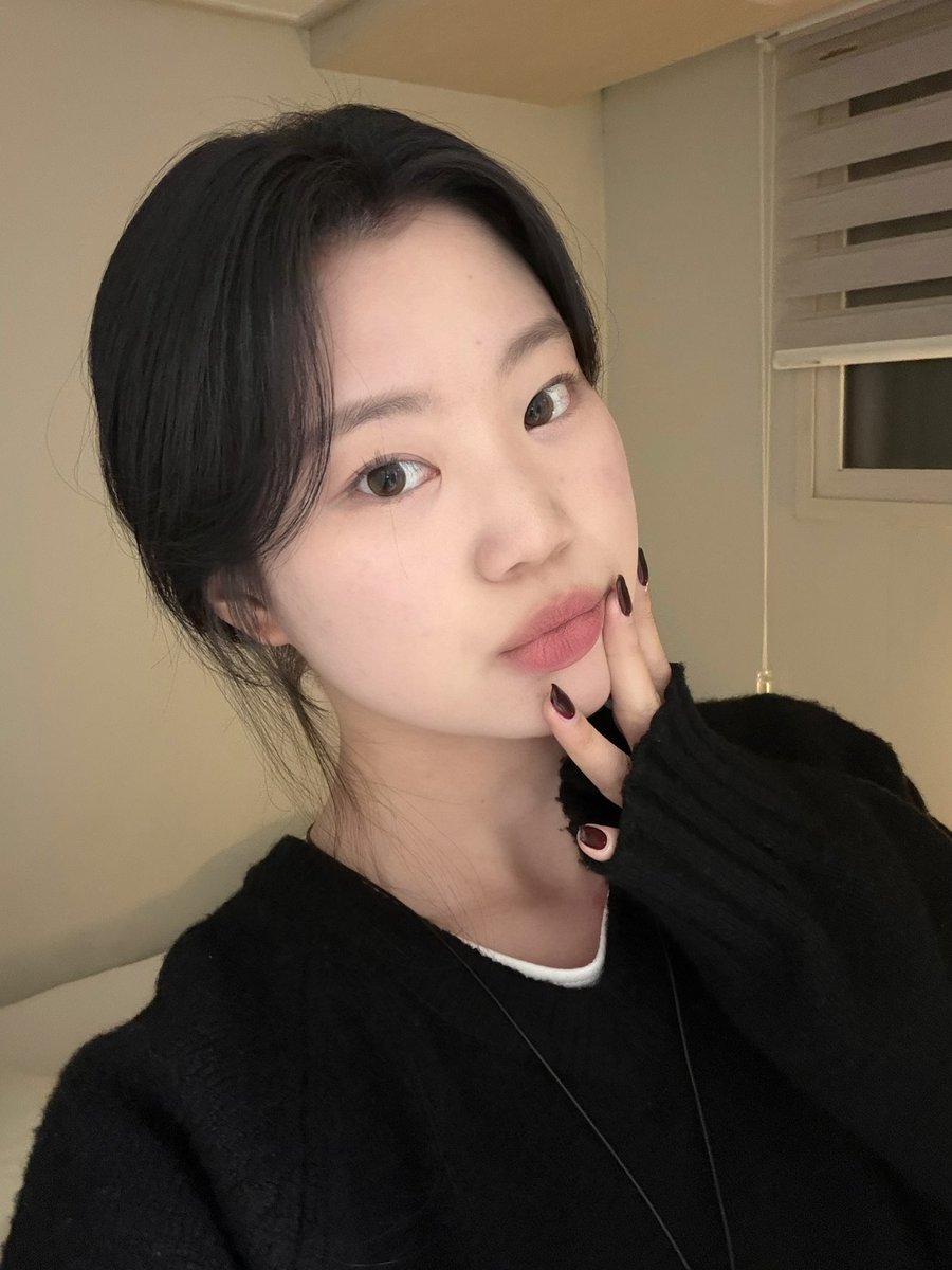 BossMakeitcool's tweet image. #motd 
감기엔 수액이구나를 깨닫고
컨디션 회복 기념 치장했어요 ㅠㅅㅠ

애교살 안밝히구 오랜만에 보송 매트립!