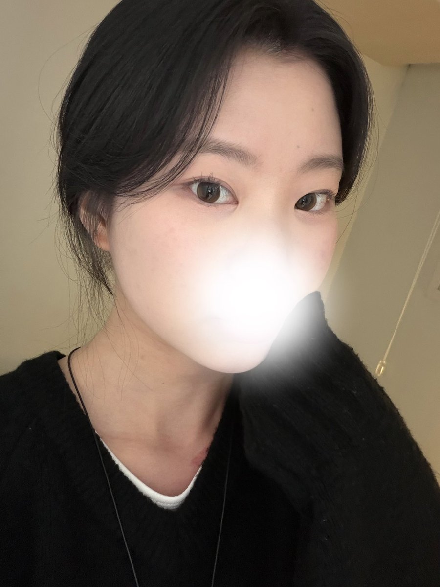 BossMakeitcool's tweet image. #motd 
감기엔 수액이구나를 깨닫고
컨디션 회복 기념 치장했어요 ㅠㅅㅠ

애교살 안밝히구 오랜만에 보송 매트립!