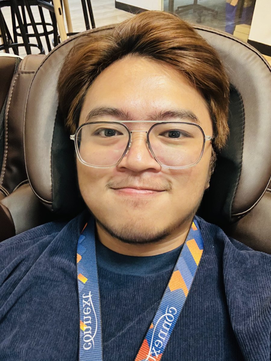 Cubby Eli🐻 tweet media