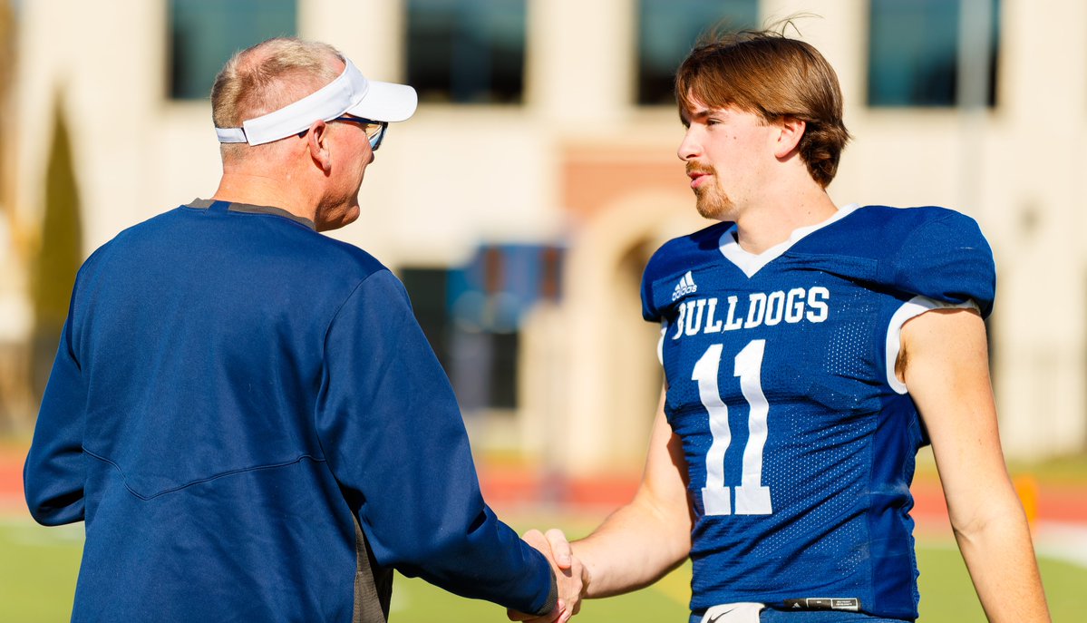 🏈 | Gideon Stark grew up learning about football and Concordia University, Nebraska, among other things. It's no surprise that he's now the QB for the Concordia Bulldogs. Says Stark, "I think it’s really cool that I’m able to play on the same team that my family has." Gideon is