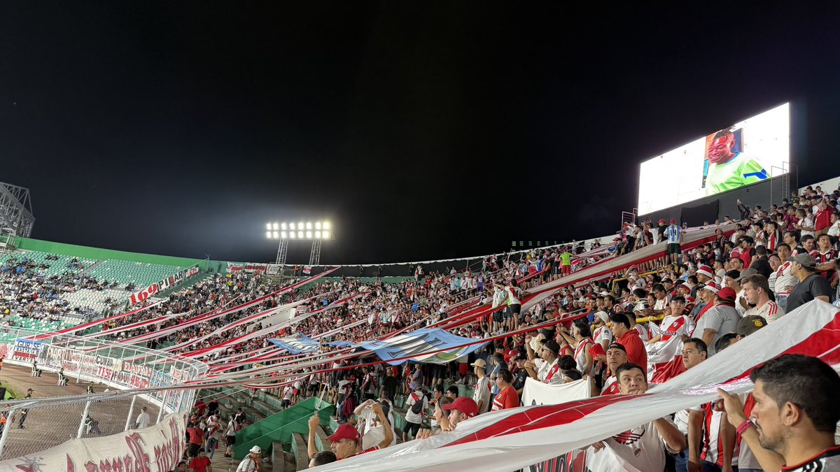 Estilo.RIVER tweet media