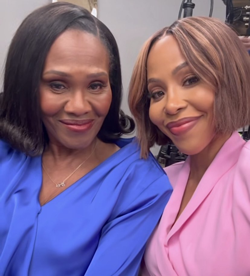 ZatimaOnBET's tweet photo. Still can’t believe we lost the actress who plays Andi’s mom 🕊️❤️

Dee Freeman was such an iconic talent that inspired many from the soap operas, stage to TV.

She will be missed. We hope Sistas doesn’t replace her with another actress, let’s just respectfully close out her character. ❤️ #SistasOnBET #ZatimaOnBETPlus