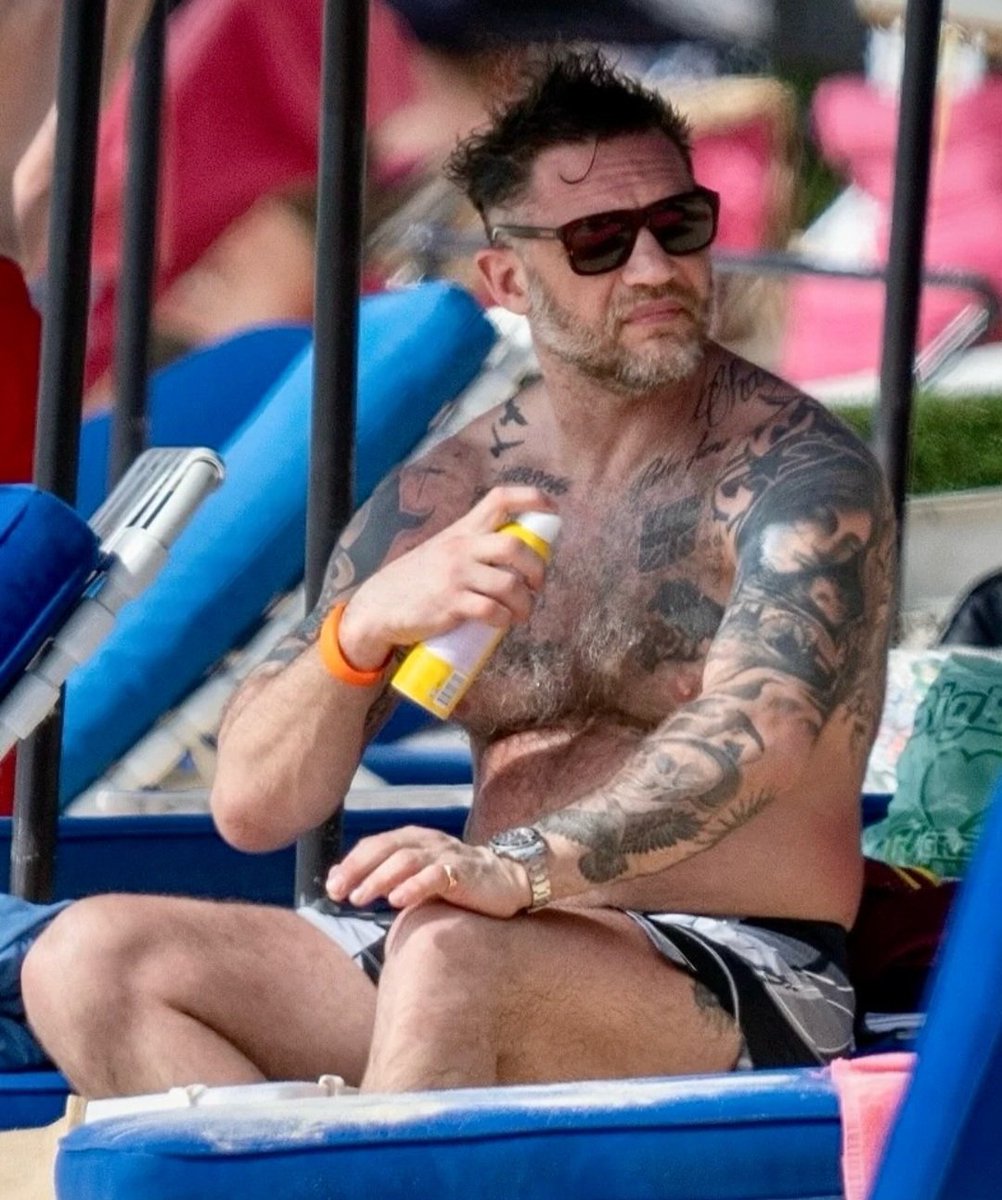 sweet_arbed's tweet photo. He needs help applying that sunscreen, who's helping??? 🫡🤗🙋‍♀️ https://t.co/ushBRmyIA0
