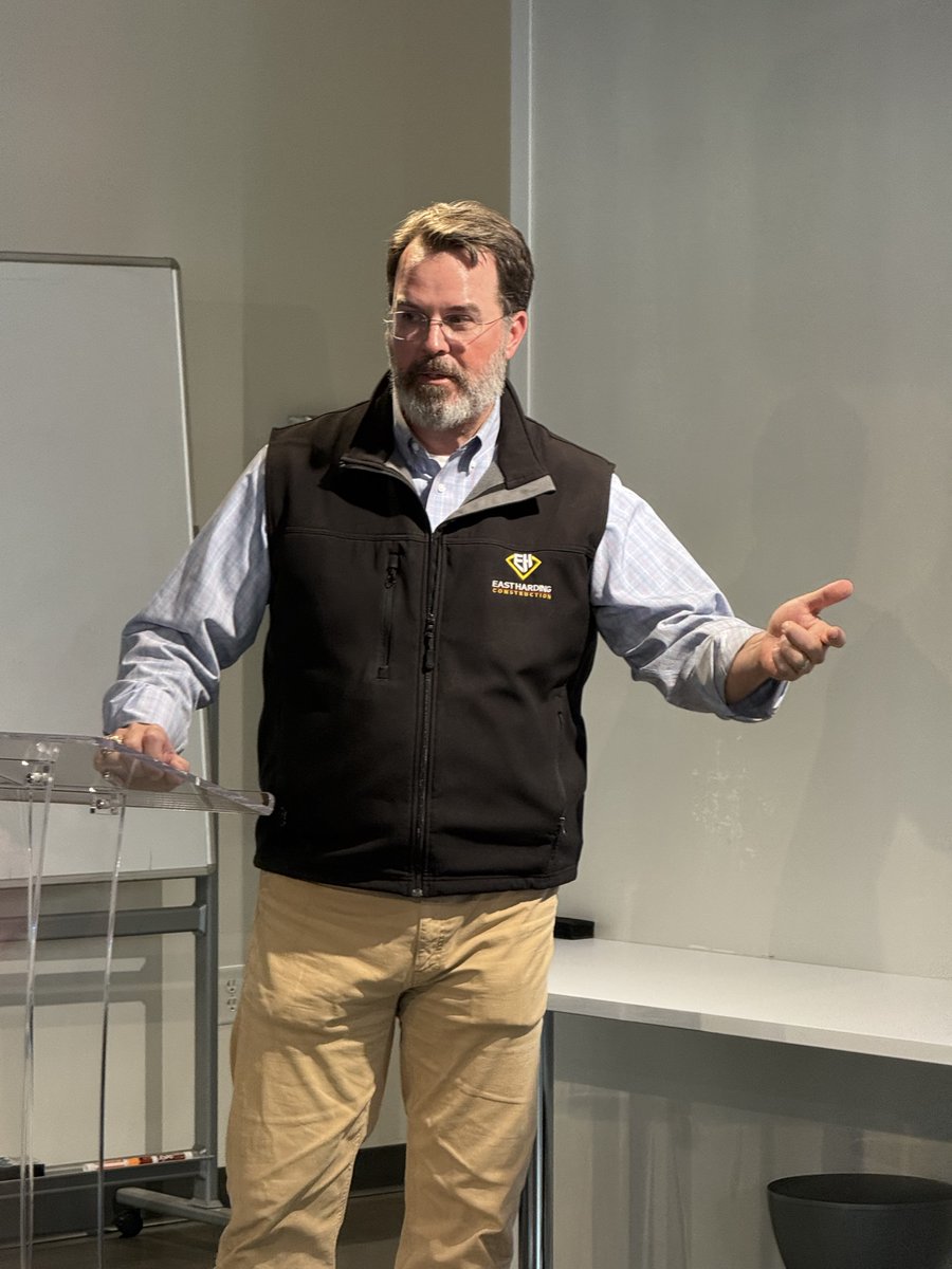 East_Harding's tweet photo. We had an exciting opportunity to engage with the future of our industry as East Harding Construction’s President &amp; CEO, Van Tilbury, &amp; SVP-Operations, Shawn Carroll, presented on project development &amp; cost estimating to the UA Little Rock Real Estate &amp; Development Capstone class https://t.co/hVGxPWnvUh